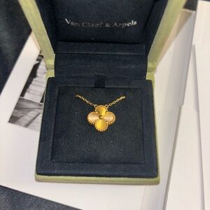 Van Cleef & Arpels Yellow Gold Clover Necklace